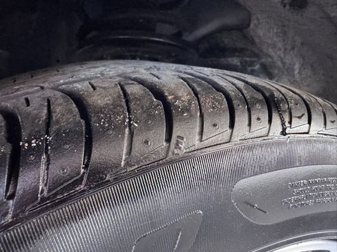 Used 2023 Ford Mustang GT Premium image 28