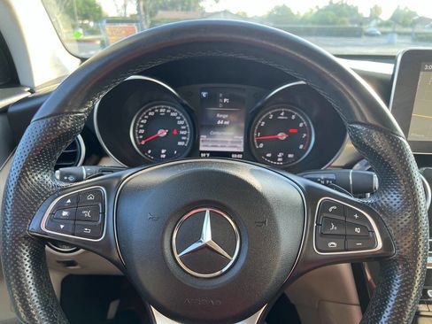 Used 2017 Mercedes-Benz GLC 300 w/ Premium 2 Package image 12