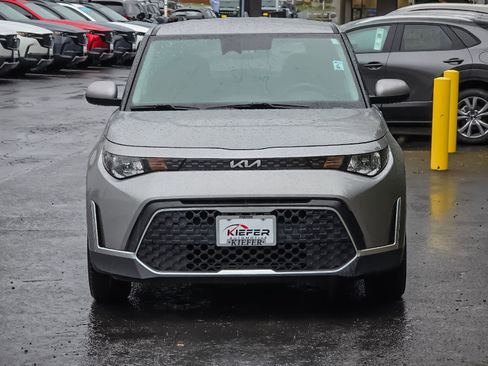 Used 2023 Kia Soul LX FWD image 9