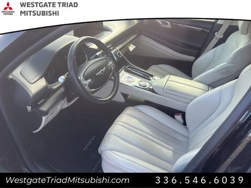 Used 2022 Genesis GV80 2.5T RWD image 6