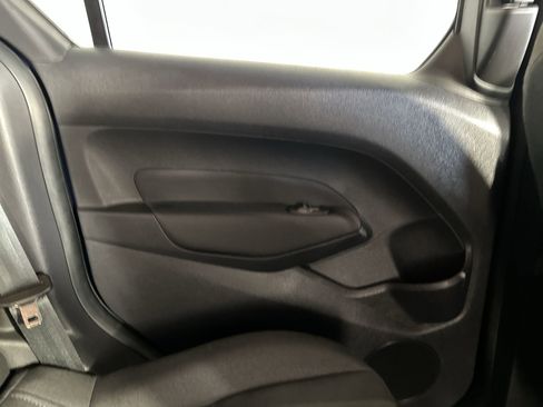 Used 2016 Ford Transit Connect XLT image 34