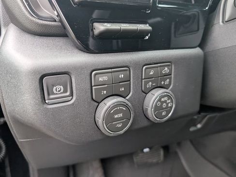 New 2026 Chevrolet Silverado 2500 ZR2 AWD/4WD image 17