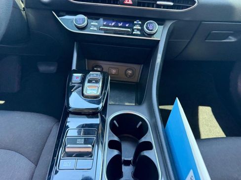 Used 2021 Hyundai Sonata SEL w/ Preferred Accessory Package FWD image 15