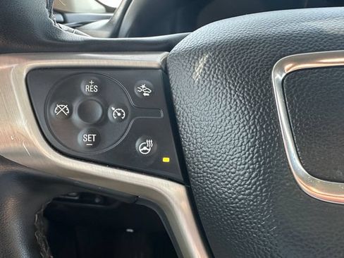 Used 2024 GMC Terrain Denali AWD/4WD image 34