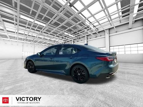 Used 2026 Toyota Camry SE w/ Multimedia Upgrade Package AWD/4WD image 5
