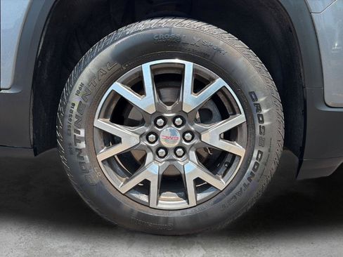 Used 2020 GMC Acadia SLE FWD image 24