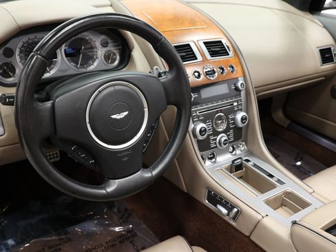 Used 2015 Aston Martin DB9 Volante Carbon Edition Convert image 2