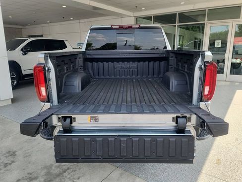 Certified 2026 GMC Sierra 1500 AT4 w/ AT4 Premium Package AWD/4WD image 26
