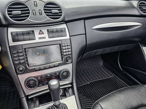 Used 2007 Mercedes-Benz CLK 63 AMG Cabriolet image 21