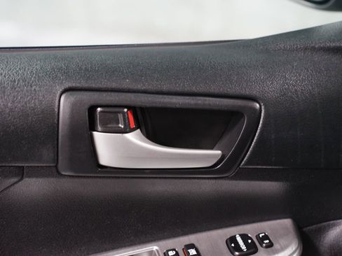 Used 2012 Toyota Camry SE image 28