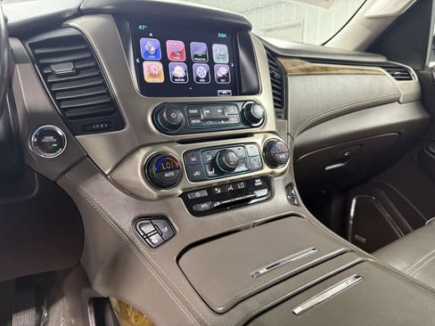 Used 2017 GMC Yukon XL Denali w/ Open Road Package image 18