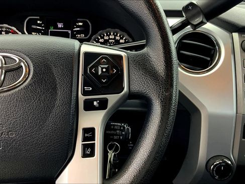 Used 2019 Toyota Tundra SR5 AWD/4WD image 24