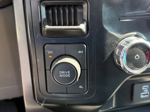 Used 2024 Ford F150 XLT AWD/4WD image 33