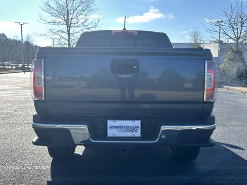 Used 2019 GMC Canyon SLT w/ Driver Alert Package image 8