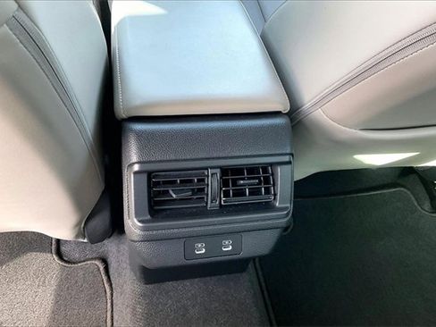 Used 2023 Honda Accord Touring image 31