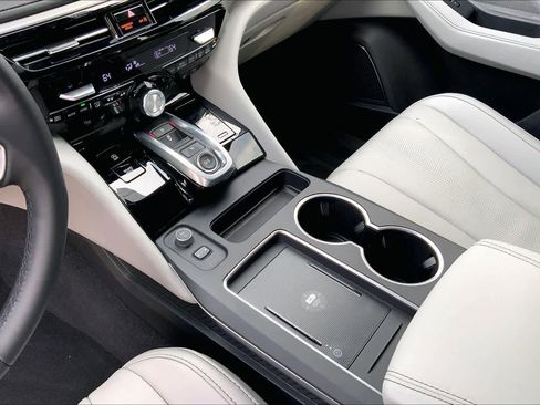 Used 2026 Acura MDX FWD w/ Technology Package image 15