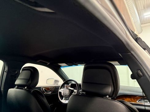 Used 2019 Lincoln Continental Premiere image 69