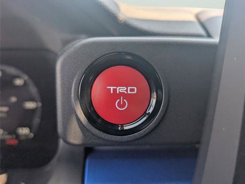 Used 2025 Toyota 4Runner TRD Off-Road AWD/4WD image 20