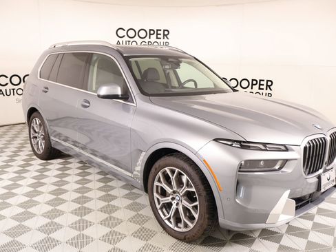 Used 2023 BMW X7 xDrive40i w/ Premium Package AWD/4WD image 1