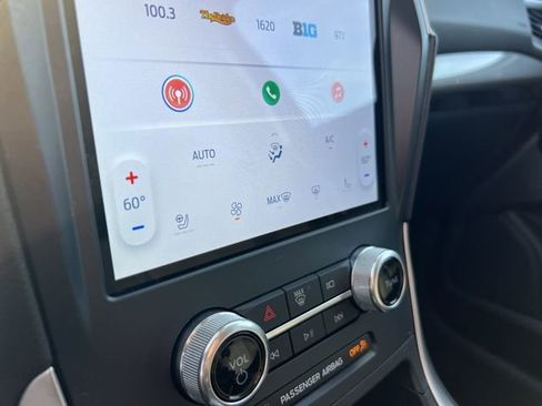 Certified 2023 Ford Edge SEL w/ Convenience Package image 13