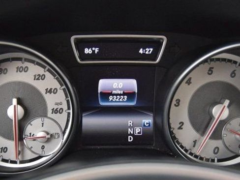 Used 2017 Mercedes-Benz GLA 250 4MATIC image 16