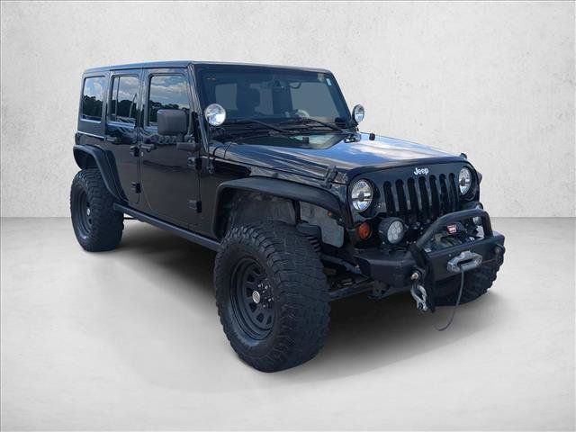 Used 2013 Jeep Wrangler Unlimited Rubicon w/ Connectivity Group AWD/4WD image 3
