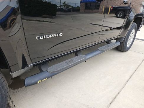 Used 2017 Chevrolet Colorado LT w/ LT Convenience Package RWD image 31