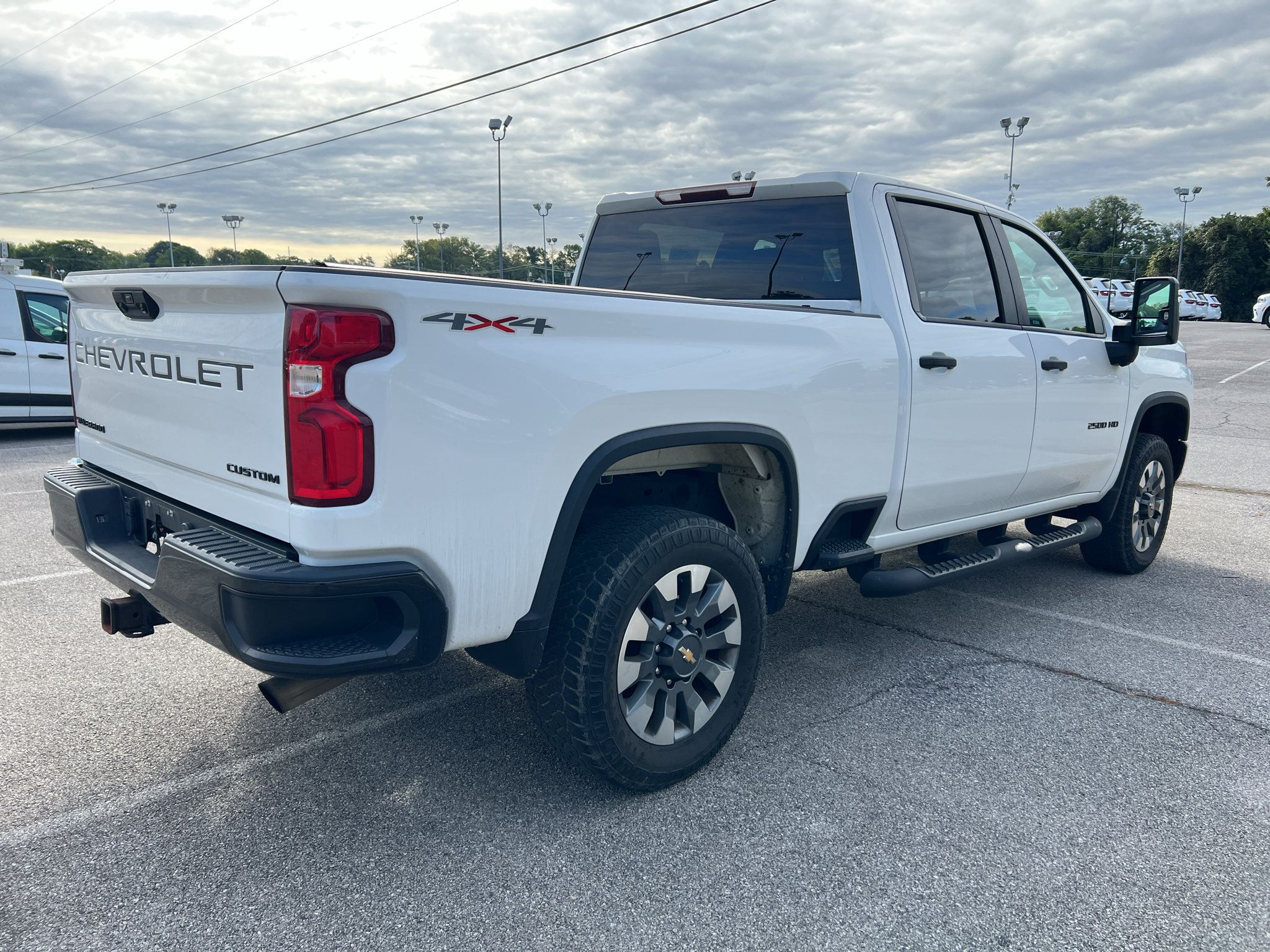 Used 2021 Chevrolet Silverado 2500 Custom w/ Custom Value Package AWD/4WD image 3