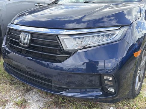 Used 2024 Honda Odyssey EX image 4