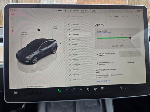 Used 2023 Tesla Model Y Long Range image 45