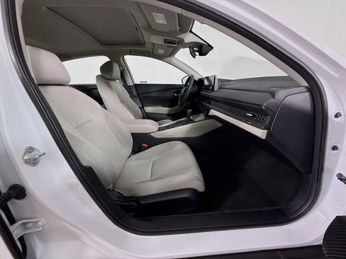 Certified 2023 Honda Accord EX image 24
