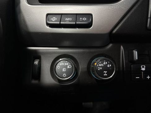 Used 2016 Chevrolet Suburban LTZ image 14