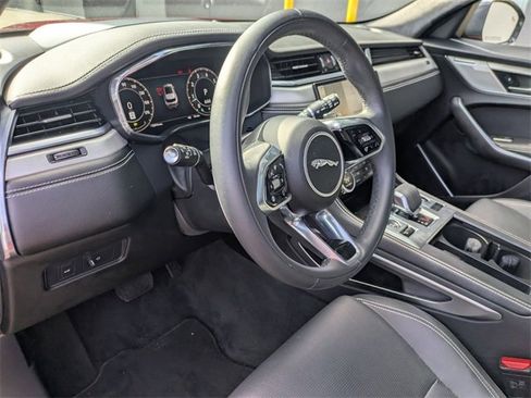 Used 2026 Jaguar F-PACE R-Dynamic S image 10