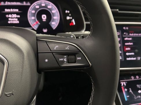 Used 2025 Audi Q7 3.0T Premium w/ Convenience Package image 38