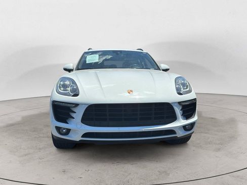 Used 2018 Porsche Macan AWD/4WD image 2
