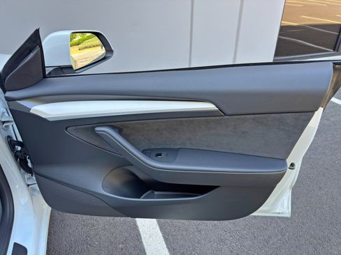 Used 2023 Tesla Model 3 Standard Range RWD image 45