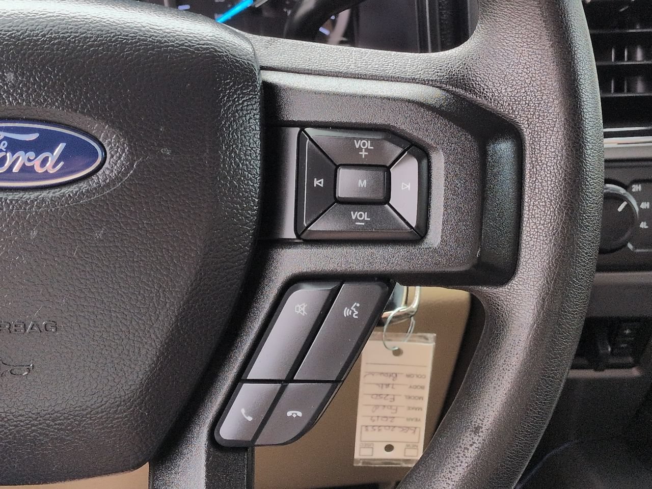 Used 2019 Ford F250 XLT w/ XLT Premium Package AWD/4WD image 26