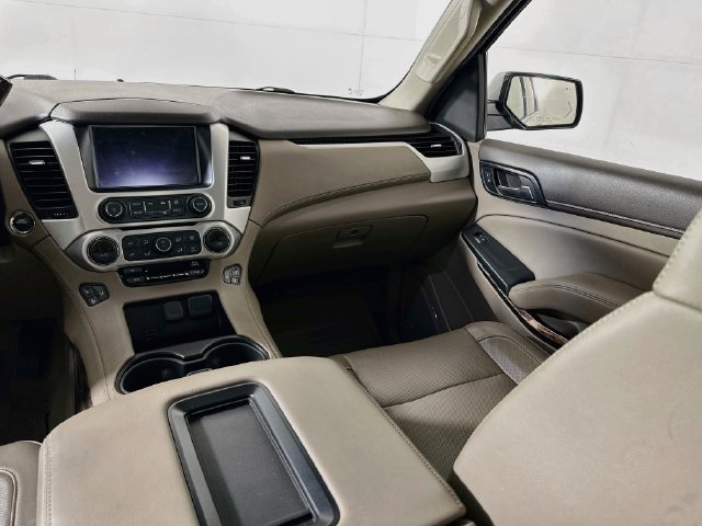 Used 2018 GMC Yukon SLT w/ Open Road Package AWD/4WD image 29
