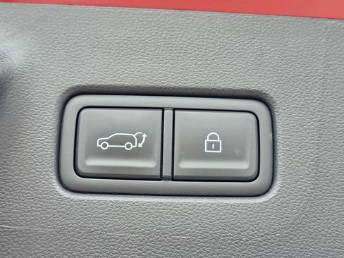 Certified 2025 Hyundai Santa Fe SEL image 11