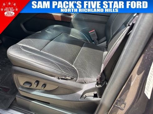 Used 2017 GMC Yukon SLT w/ Open Road Package image 8