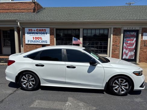 Used 2022 Honda Civic LX image 3