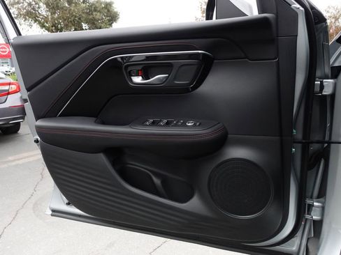 Certified 2025 Acura ADX A-Spec image 22