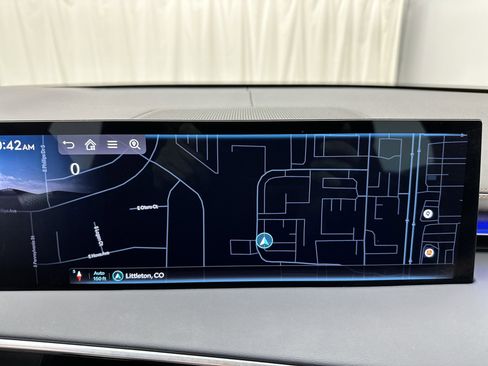Certified 2026 Genesis GV70 3.5T Sport Advanced AWD/4WD image 18