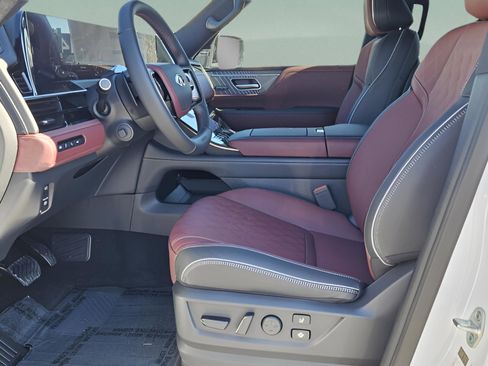 New 2026 INFINITI QX80 Autograph w/ Premium Cargo Package image 2