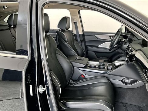 Certified 2023 Acura MDX SH-AWD w/ Advance Package image 9