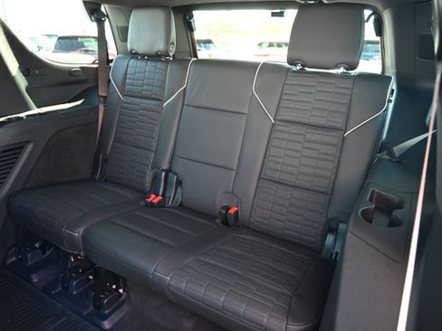 Used 2025 Cadillac Escalade V AWD/4WD image 38
