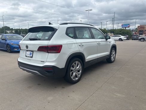 Used 2023 Volkswagen Taos S w/ Driver Assistance Package AWD/4WD image 5