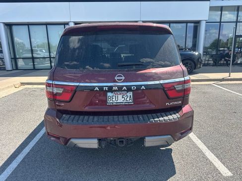 Used 2022 Nissan Armada Platinum w/ Captain's Chairs Package RWD image 4