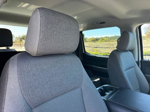 Certified 2025 Ford F150 Lightning XLT image 17