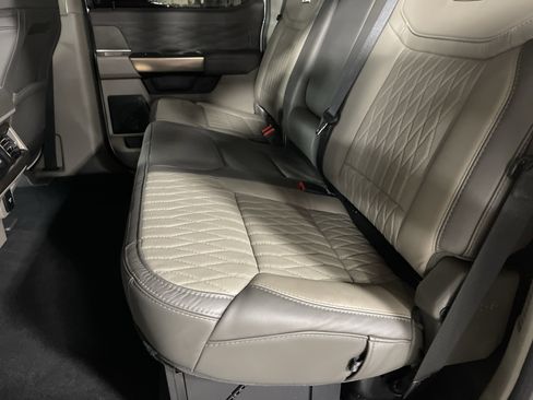 Used 2026 Ford F350 Platinum w/ Platinum Plus Package image 15